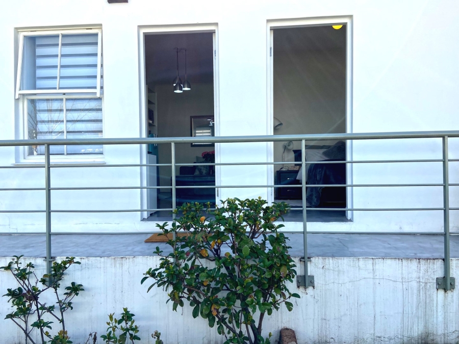 1 Bedroom Property for Sale in Parktown North Gauteng