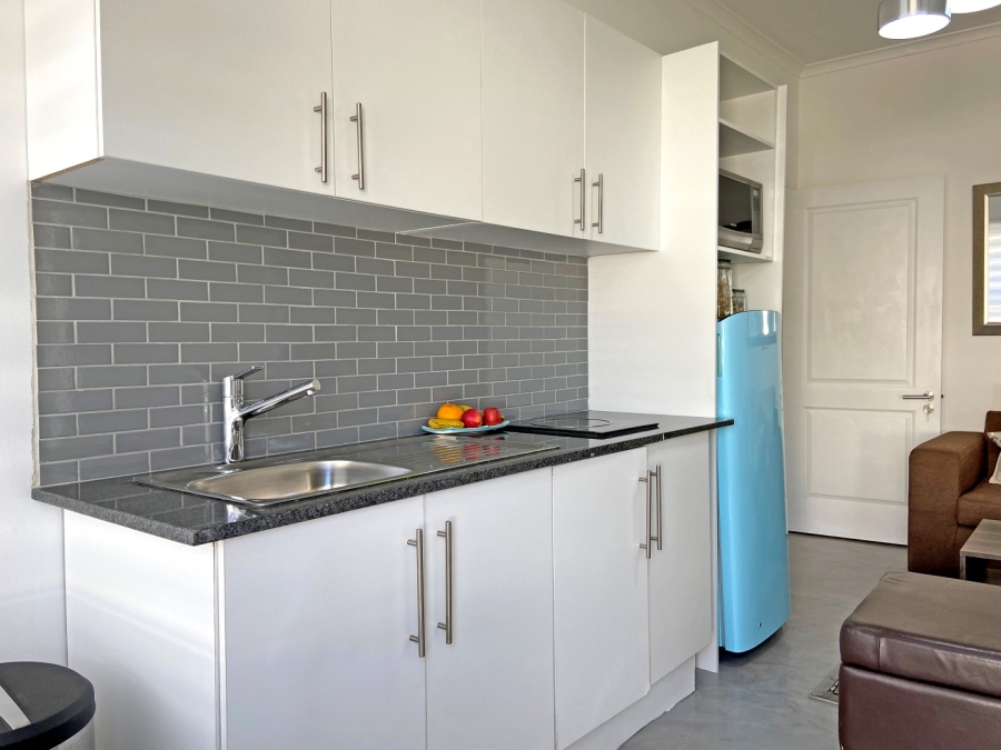1 Bedroom Property for Sale in Parktown North Gauteng