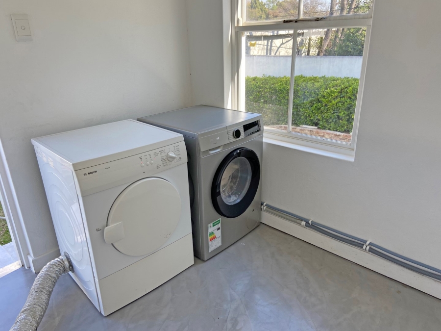 1 Bedroom Property for Sale in Parktown North Gauteng