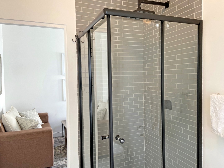 1 Bedroom Property for Sale in Parktown North Gauteng