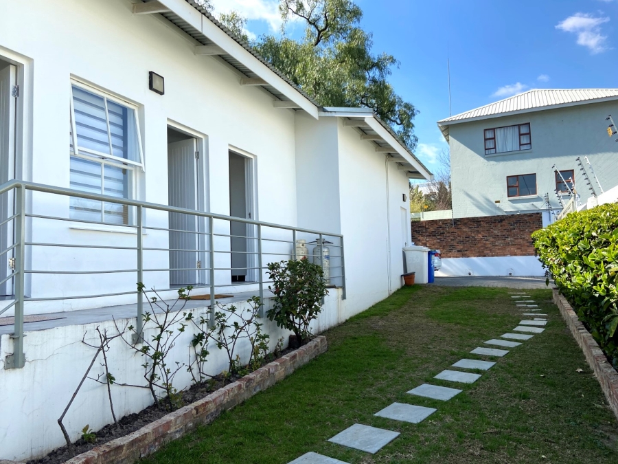 1 Bedroom Property for Sale in Parktown North Gauteng