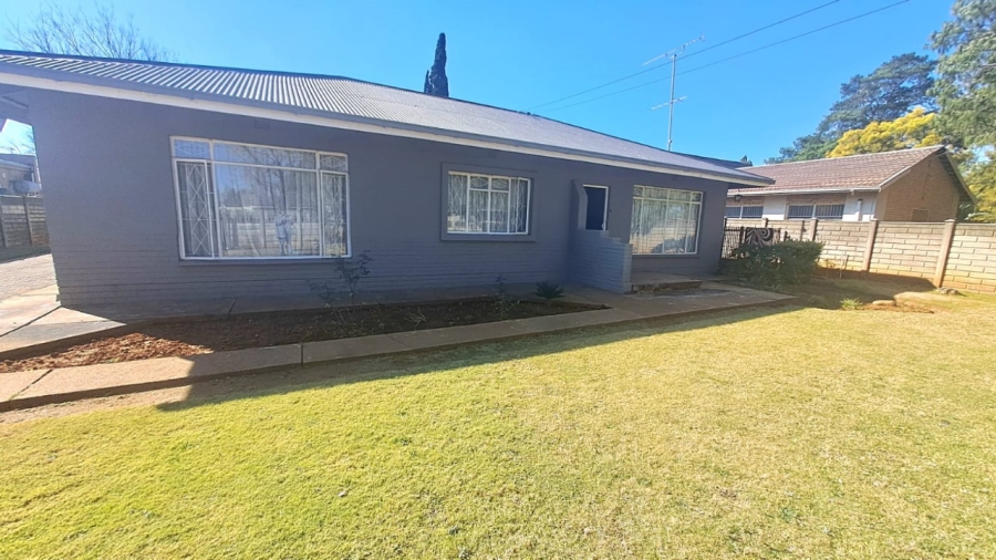 To Let 3 Bedroom Property for Rent in Three Rivers Gauteng