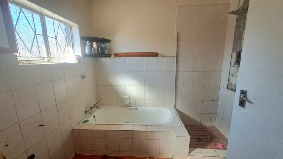 To Let 3 Bedroom Property for Rent in Three Rivers Gauteng