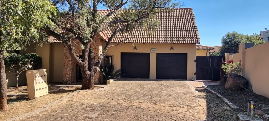 5 Bedroom Property for Sale in Sable Hills Gauteng
