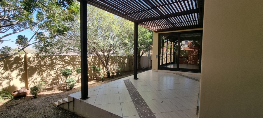 5 Bedroom Property for Sale in Sable Hills Gauteng