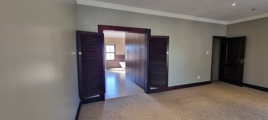 5 Bedroom Property for Sale in Sable Hills Gauteng