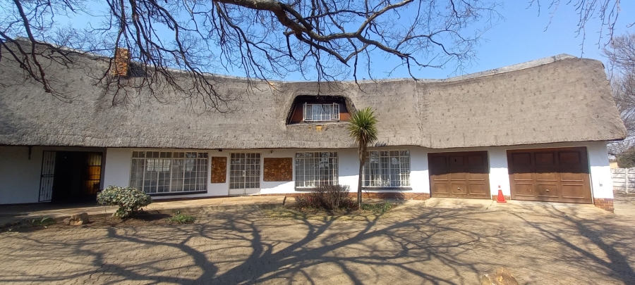 4 Bedroom Property for Sale in Jameson Park Gauteng