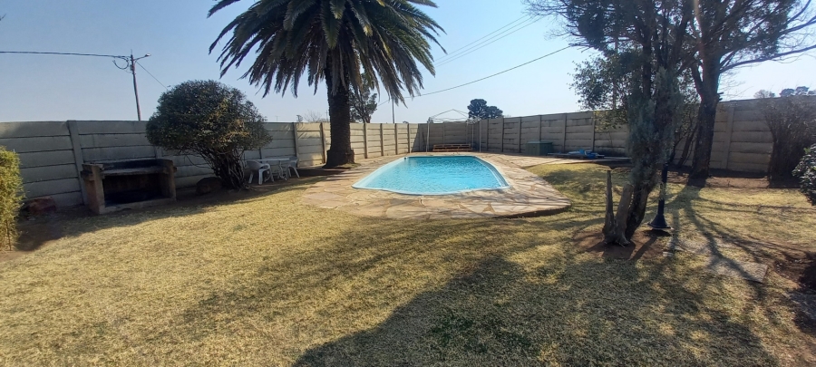 4 Bedroom Property for Sale in Jameson Park Gauteng