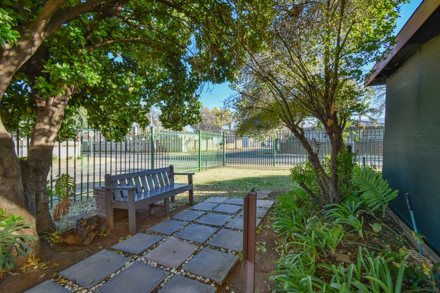 2 Bedroom Property for Sale in Wonderboom South Gauteng