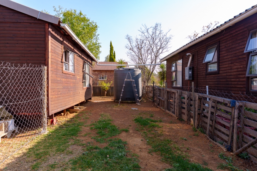 10 Bedroom Property for Sale in Grootfontein Ah Gauteng