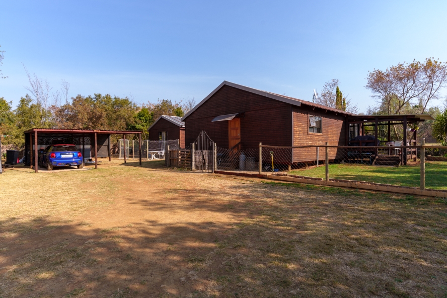 10 Bedroom Property for Sale in Grootfontein Ah Gauteng