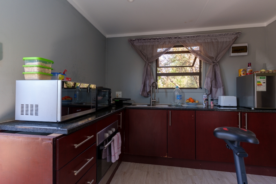 10 Bedroom Property for Sale in Grootfontein Ah Gauteng