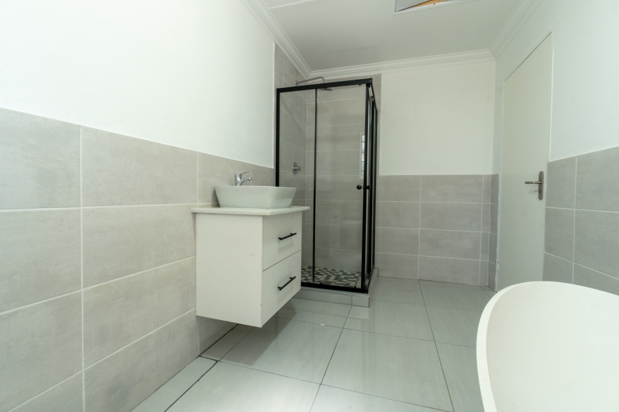 3 Bedroom Property for Sale in Sundowner Gauteng