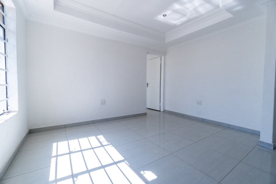 3 Bedroom Property for Sale in Sundowner Gauteng
