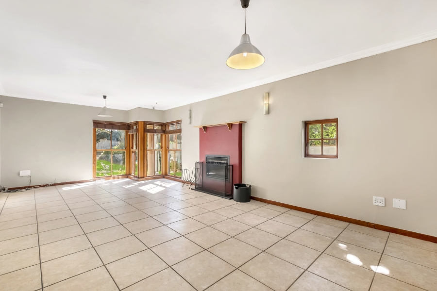 To Let 4 Bedroom Property for Rent in Bryanston Gauteng