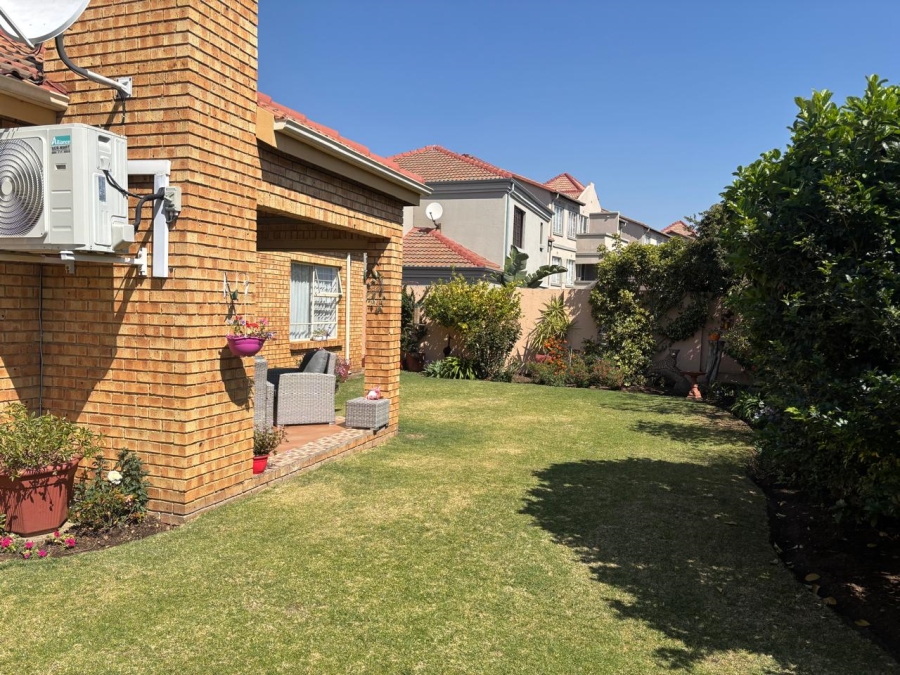 3 Bedroom Property for Sale in Eden Glen Gauteng