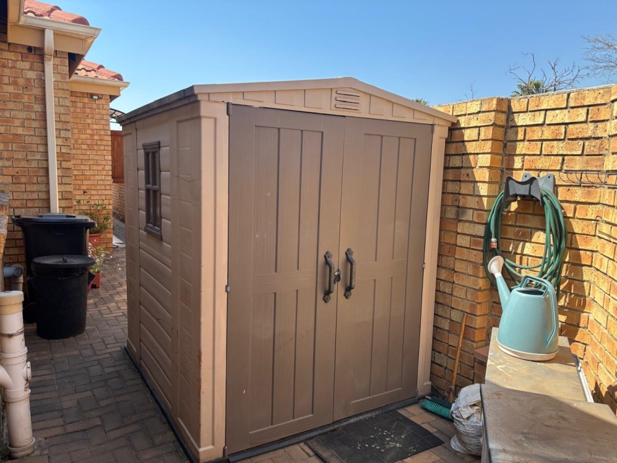 3 Bedroom Property for Sale in Eden Glen Gauteng