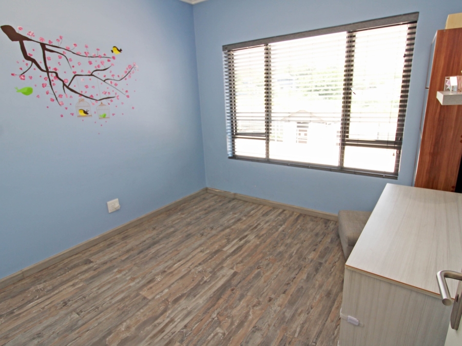 To Let 2 Bedroom Property for Rent in Bryanston Gauteng