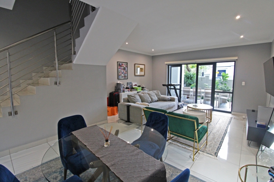 To Let 2 Bedroom Property for Rent in Bryanston Gauteng