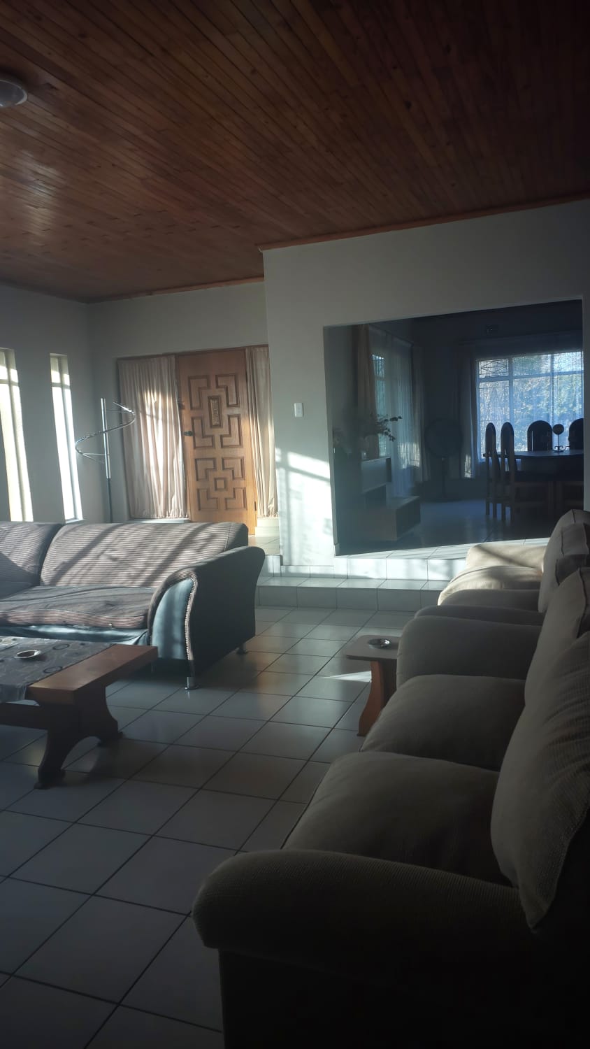 3 Bedroom Property for Sale in Buyscelia Gauteng