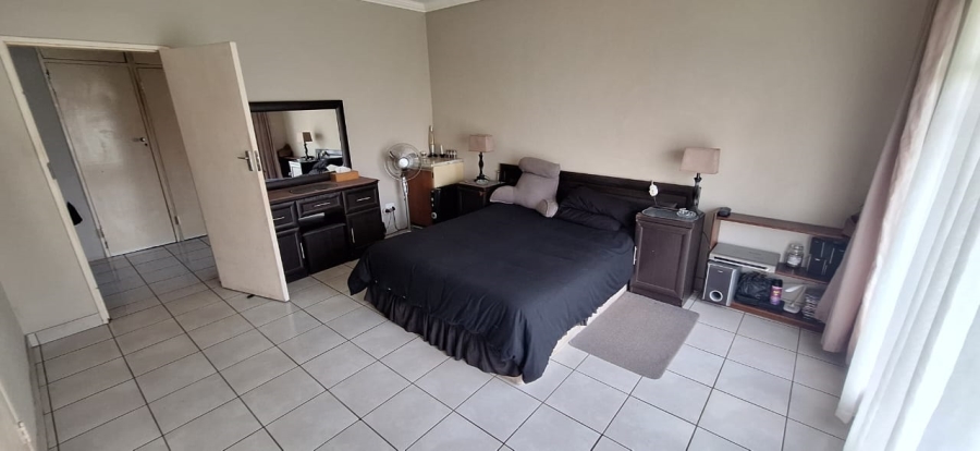 3 Bedroom Property for Sale in Buyscelia Gauteng