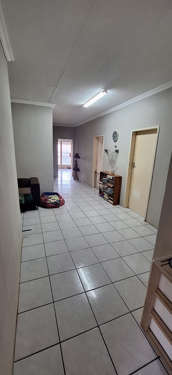 3 Bedroom Property for Sale in Buyscelia Gauteng