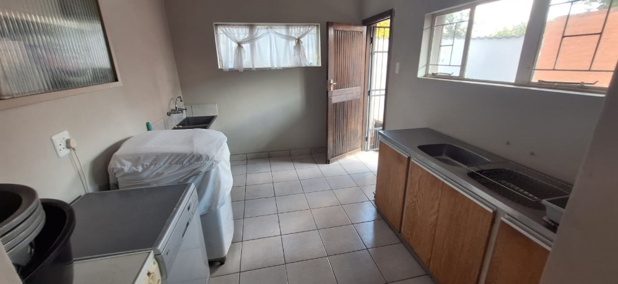 3 Bedroom Property for Sale in Buyscelia Gauteng