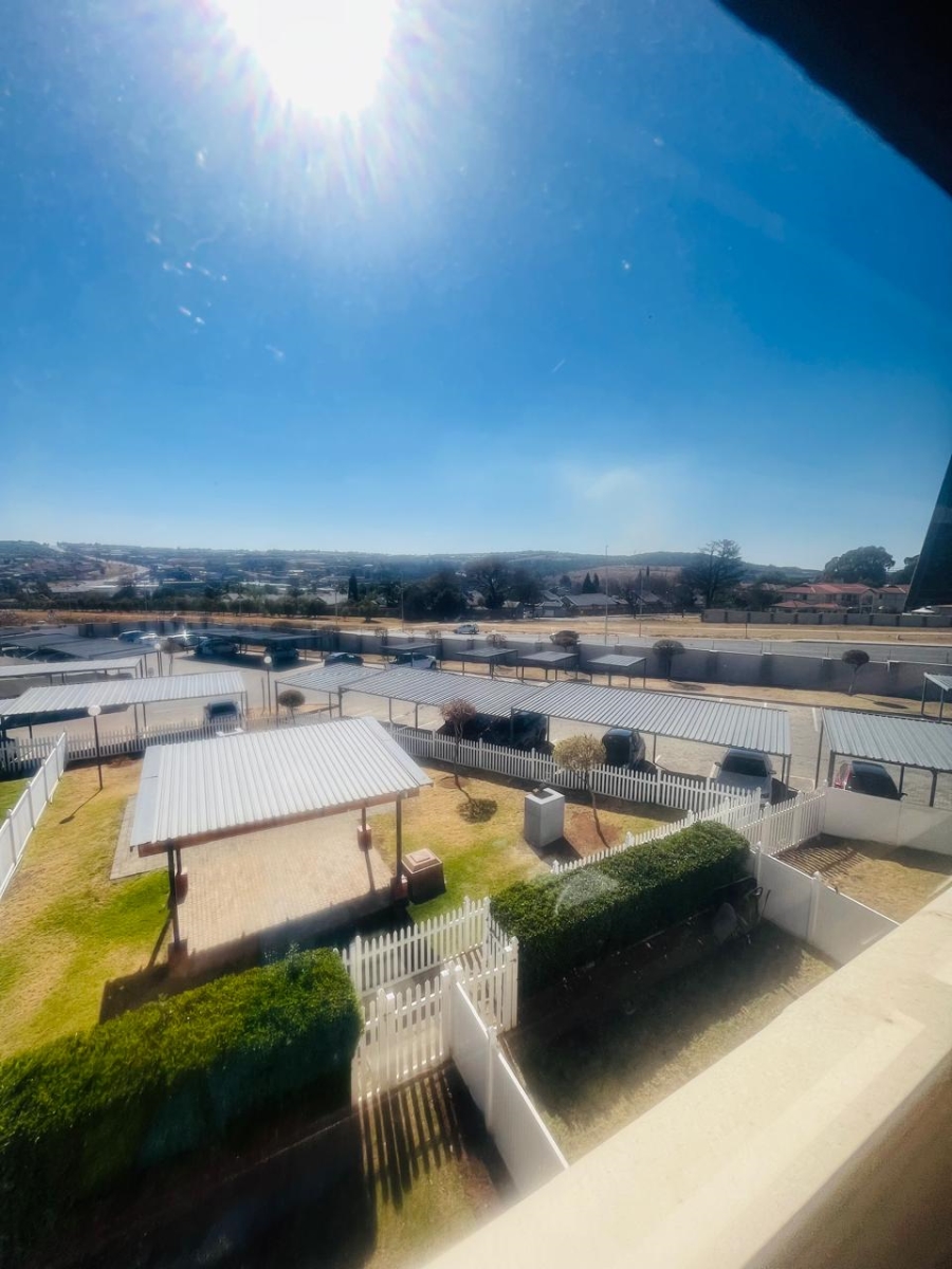 3 Bedroom Property for Sale in Barbeque Downs Gauteng
