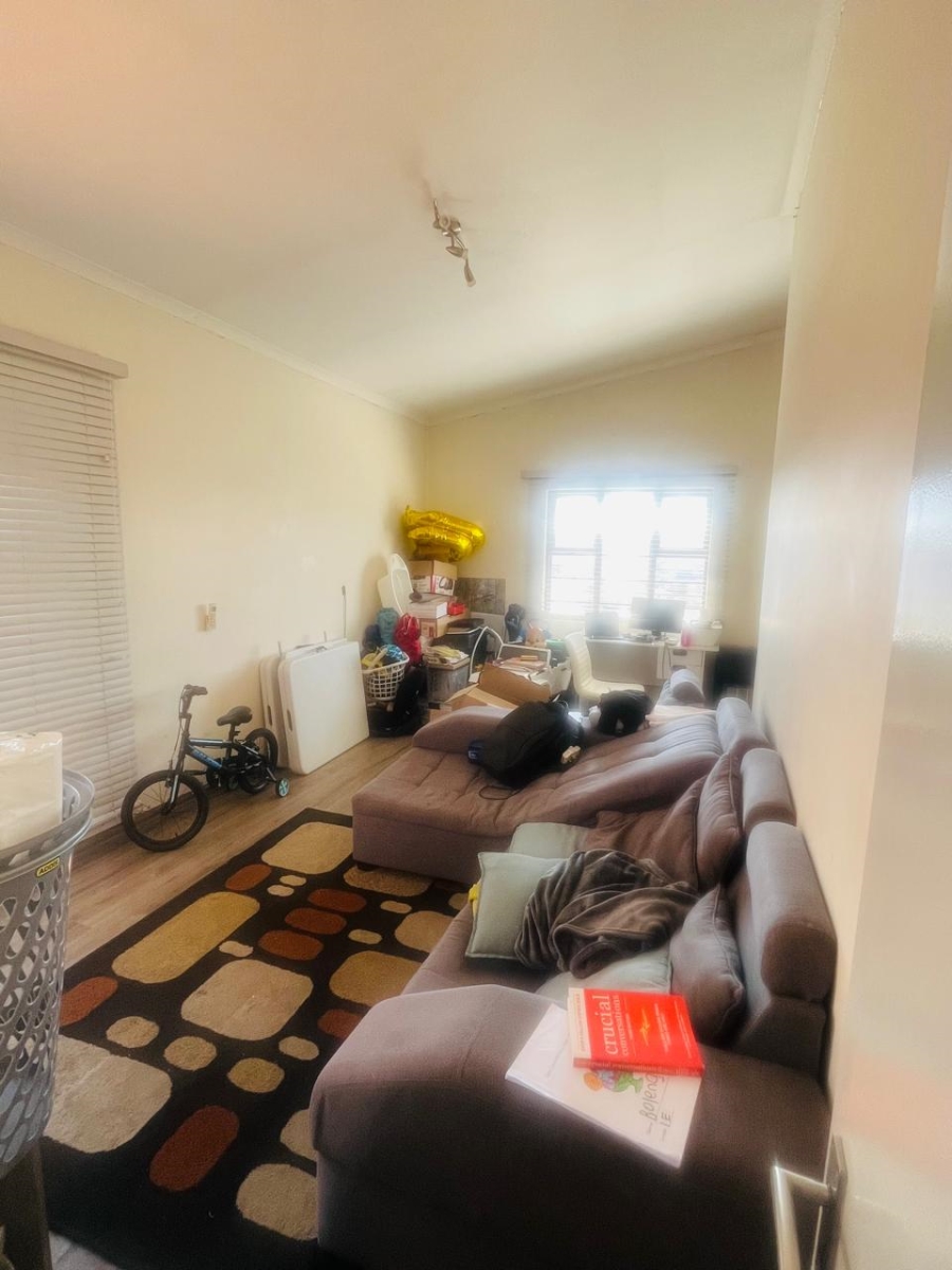 3 Bedroom Property for Sale in Barbeque Downs Gauteng