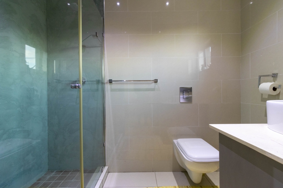 5 Bedroom Property for Sale in Aspen Hills Gauteng