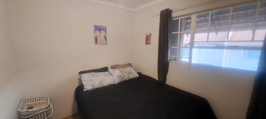 3 Bedroom Property for Sale in Die Hoewes Gauteng