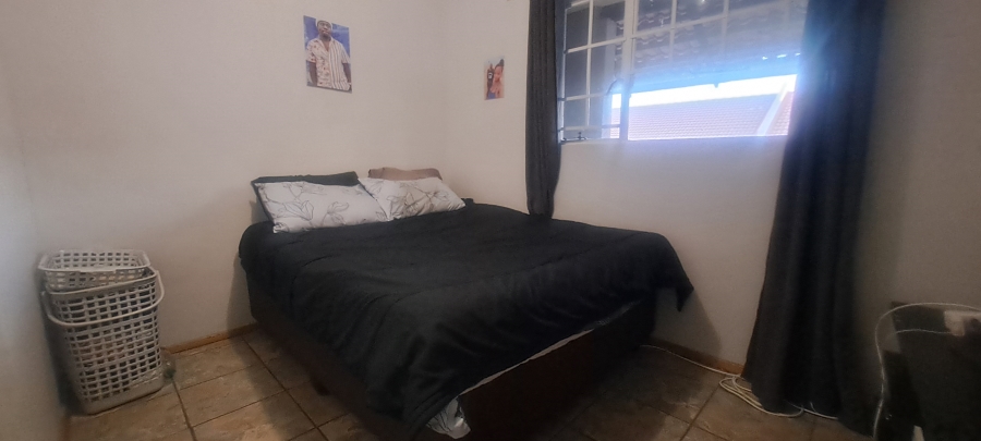 3 Bedroom Property for Sale in Die Hoewes Gauteng