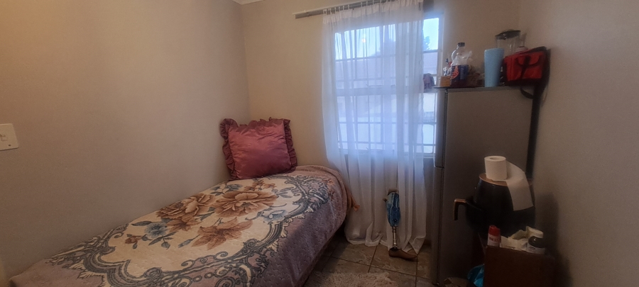 3 Bedroom Property for Sale in Die Hoewes Gauteng