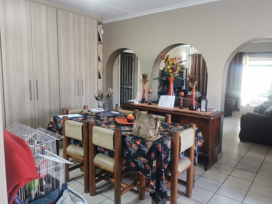 3 Bedroom Property for Sale in Barvallen Gauteng
