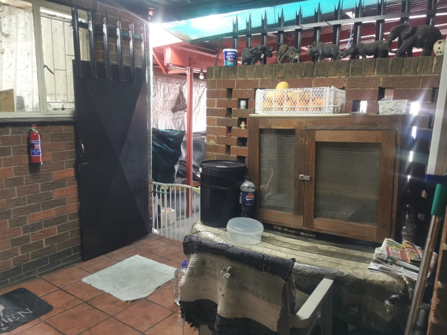 3 Bedroom Property for Sale in Barvallen Gauteng