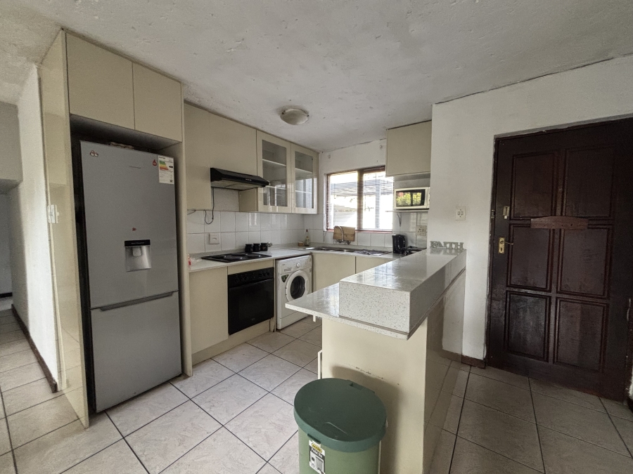 To Let 3 Bedroom Property for Rent in Douglasdale Gauteng