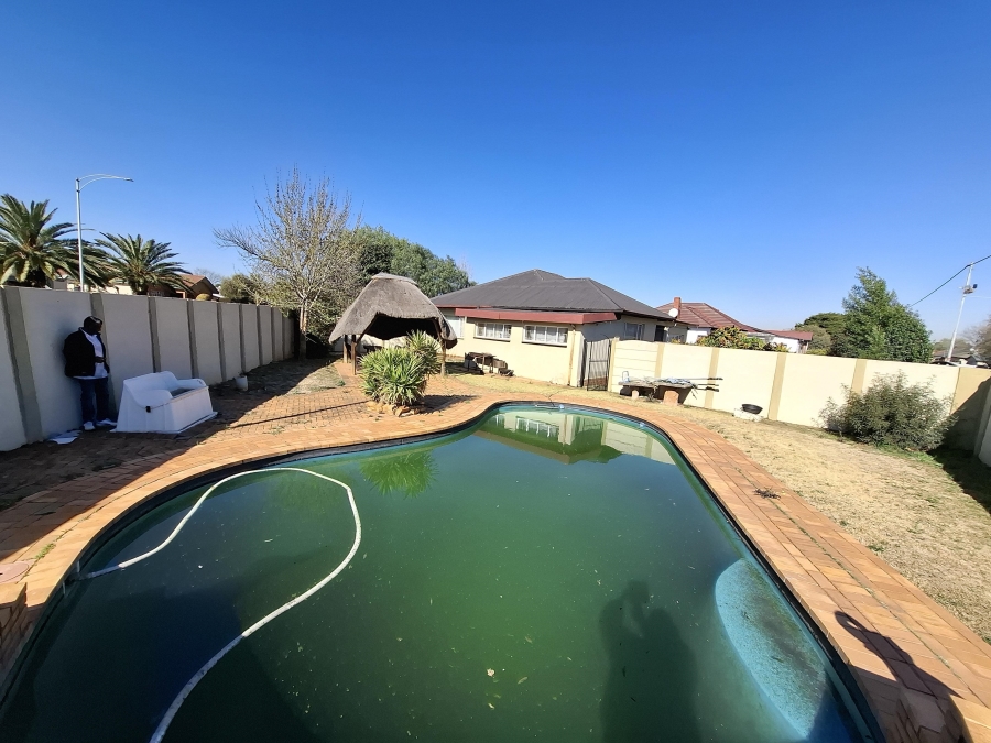 3 Bedroom Property for Sale in Geduld Gauteng