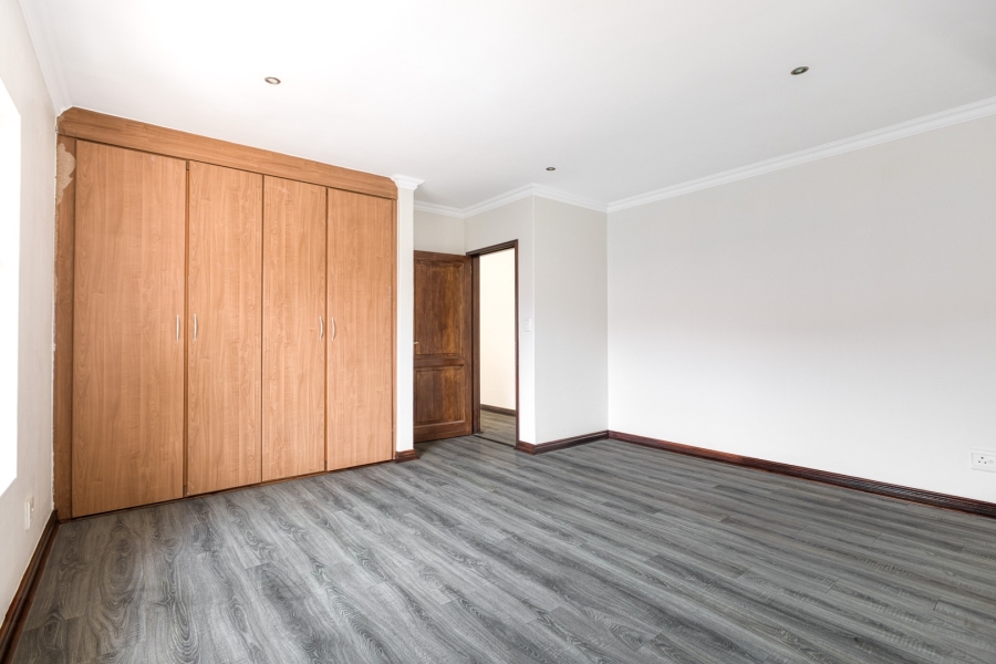 5 Bedroom Property for Sale in Fernridge Estate Gauteng