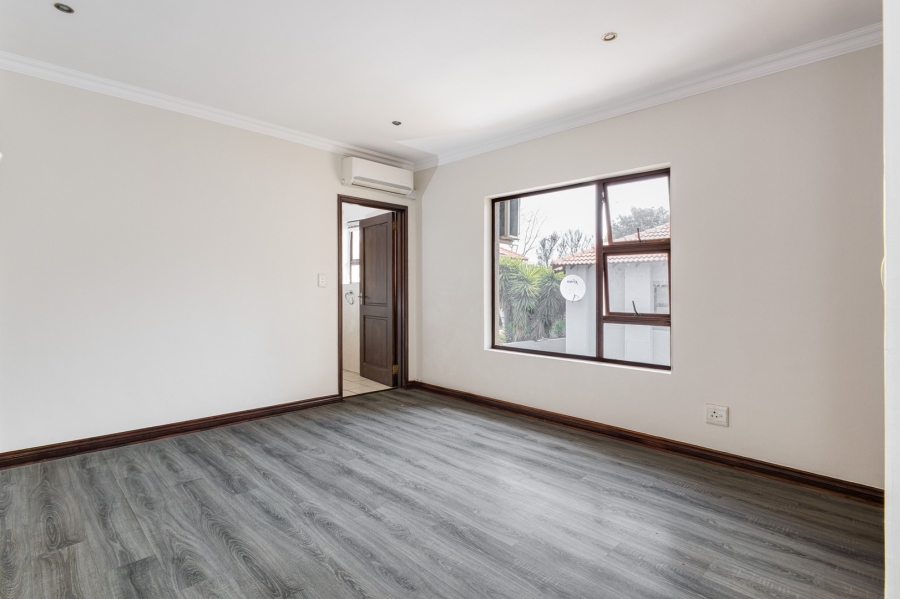 5 Bedroom Property for Sale in Fernridge Estate Gauteng