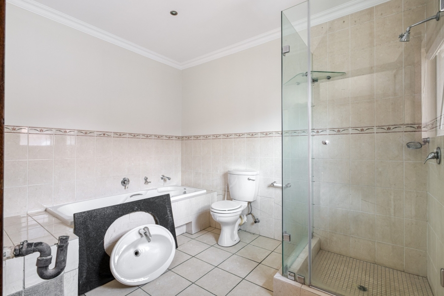 5 Bedroom Property for Sale in Fernridge Estate Gauteng
