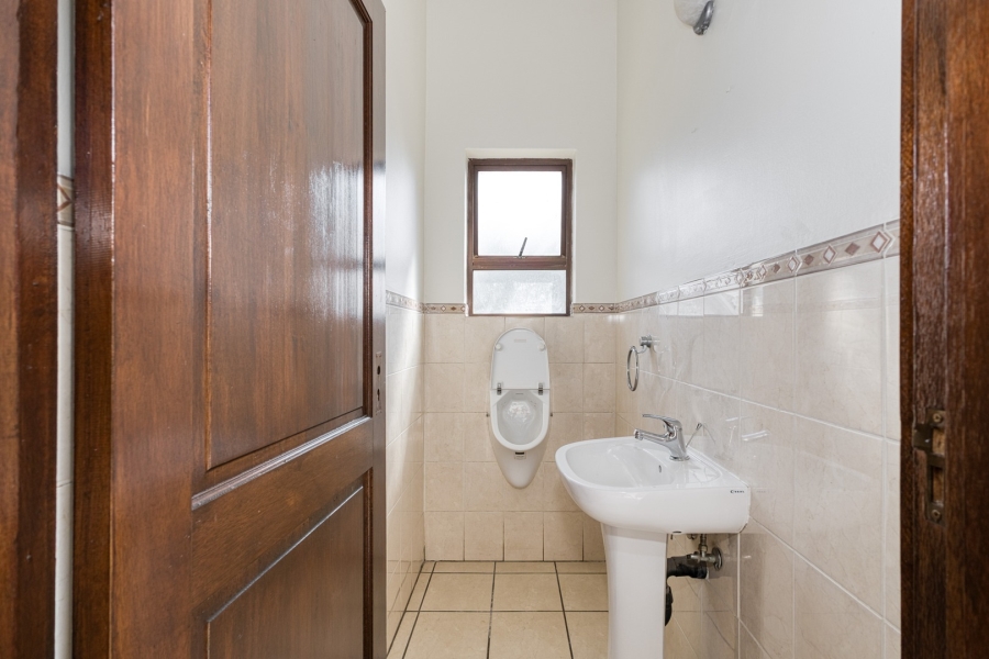 5 Bedroom Property for Sale in Fernridge Estate Gauteng