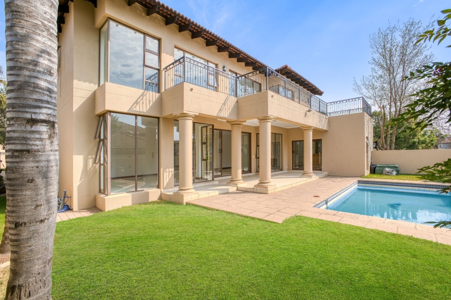 5 Bedroom Property for Sale in Fernridge Estate Gauteng