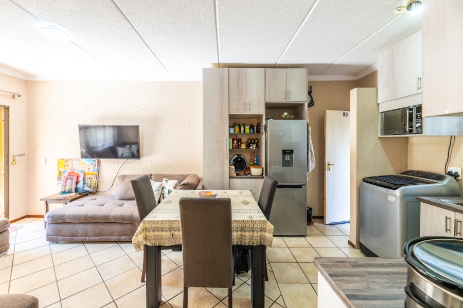 1 Bedroom Property for Sale in Paulshof Gauteng