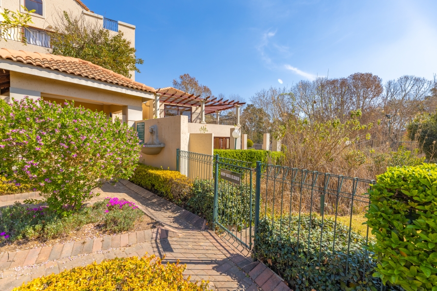 1 Bedroom Property for Sale in Paulshof Gauteng