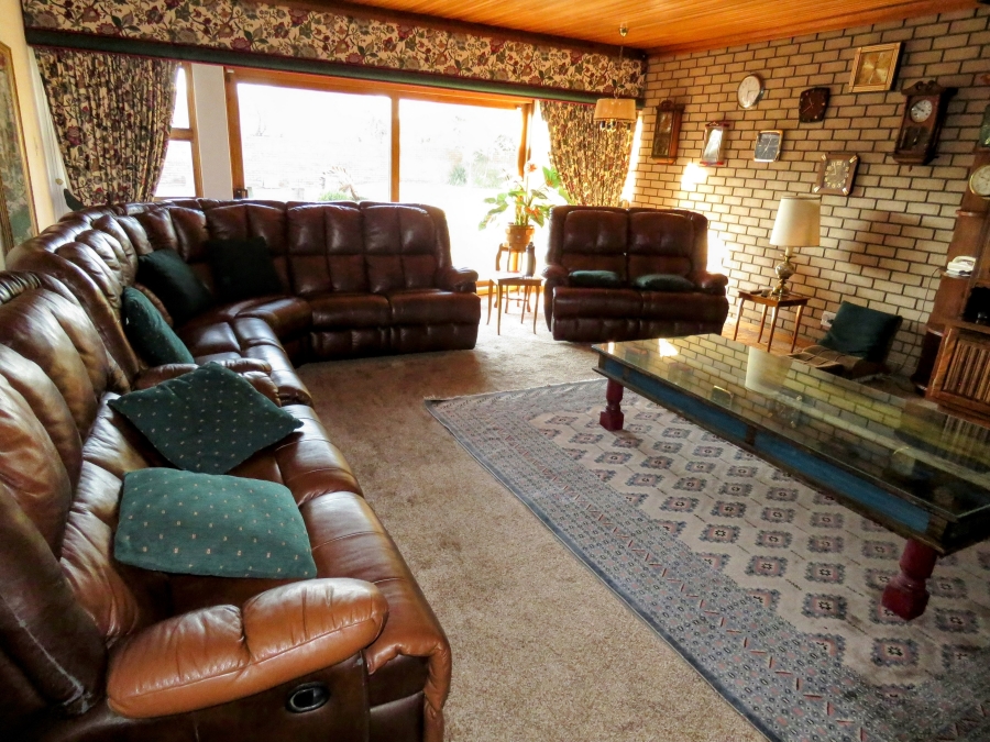 5 Bedroom Property for Sale in Kenleaf Gauteng