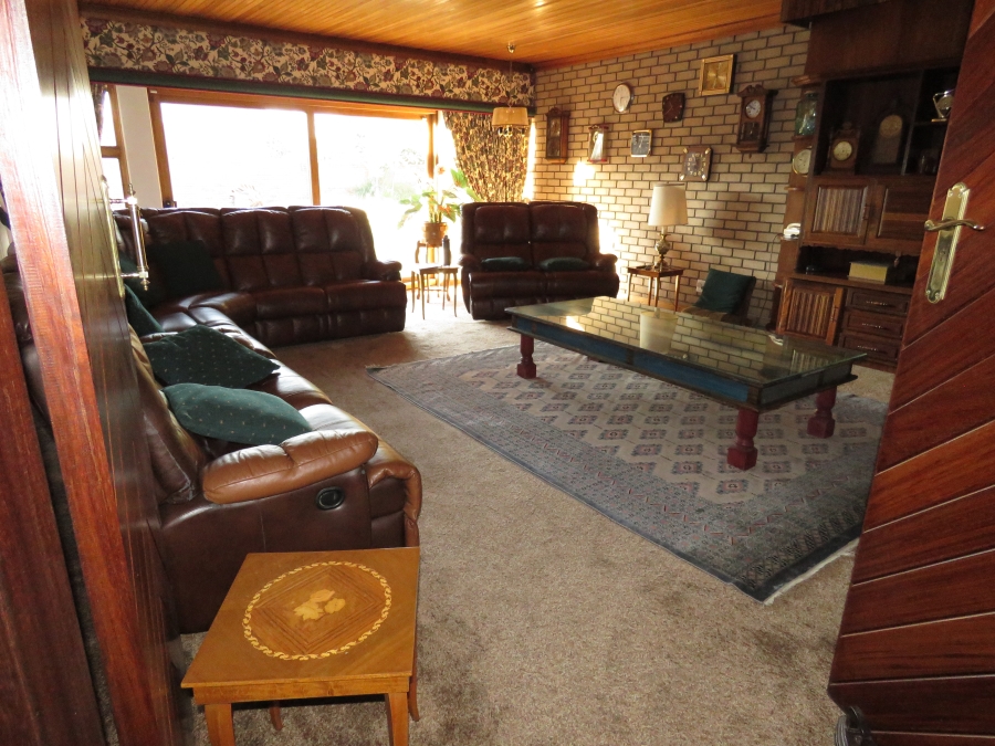 5 Bedroom Property for Sale in Kenleaf Gauteng