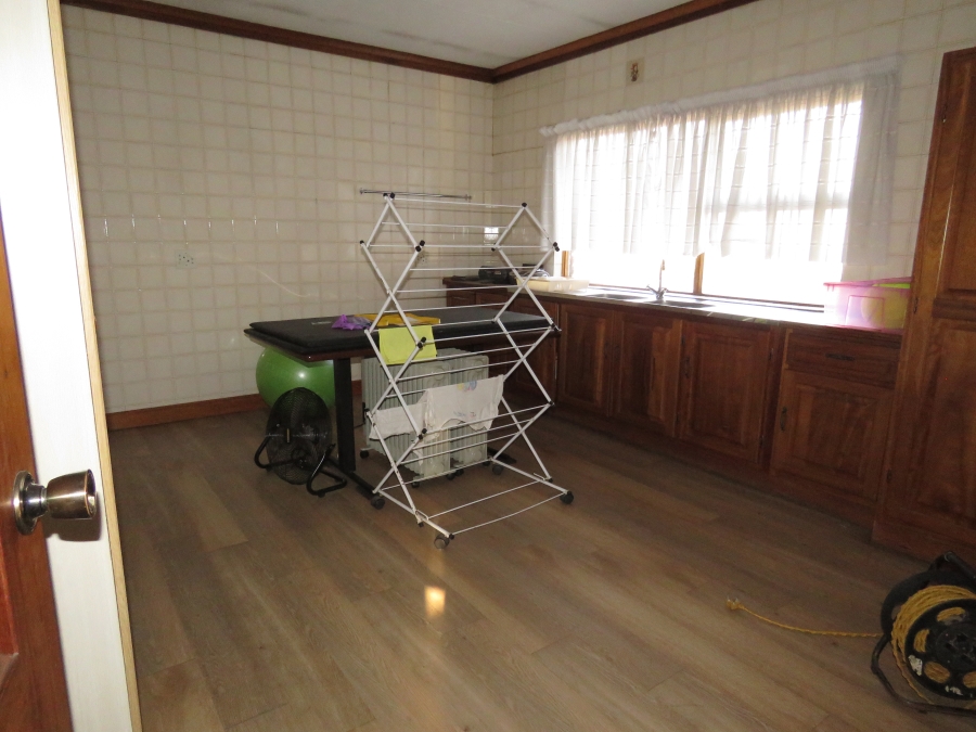 5 Bedroom Property for Sale in Kenleaf Gauteng