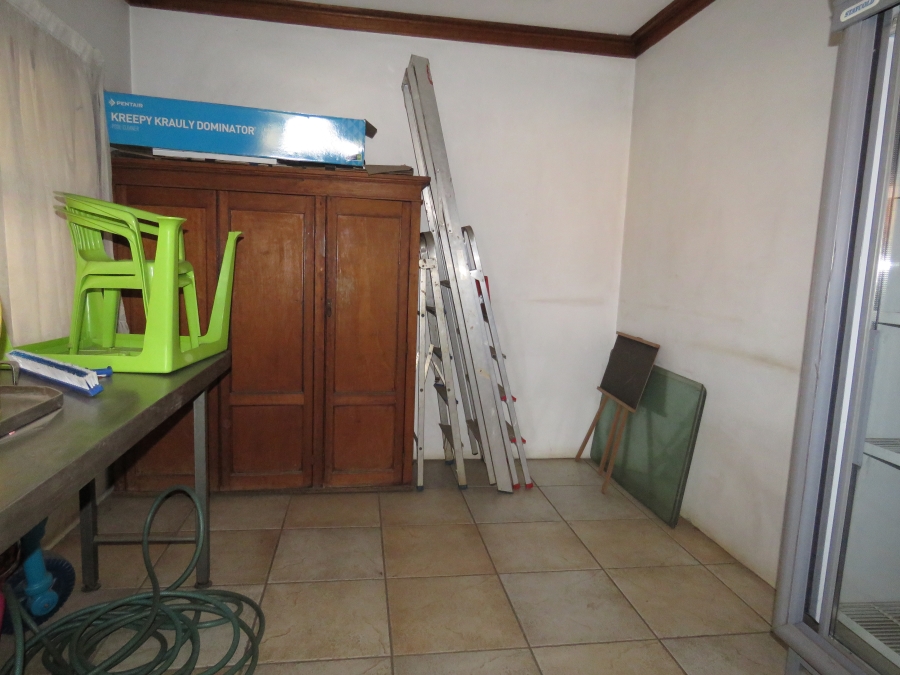 5 Bedroom Property for Sale in Kenleaf Gauteng