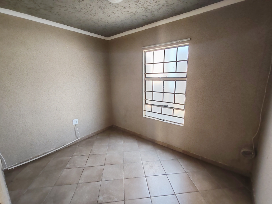 3 Bedroom Property for Sale in Andeon Gauteng