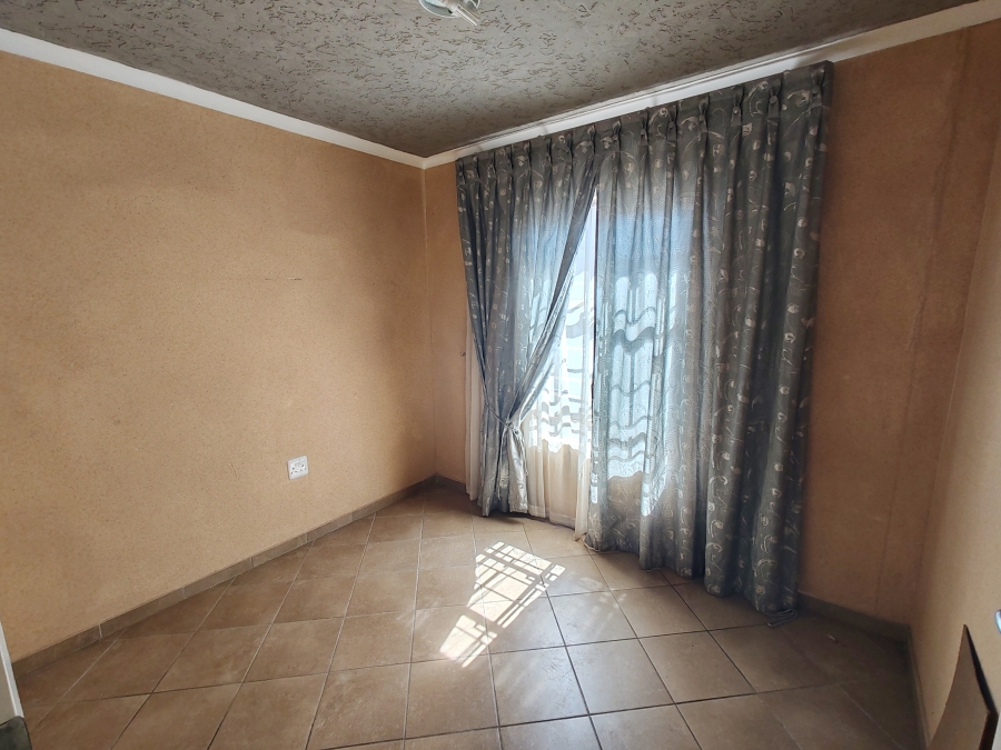 3 Bedroom Property for Sale in Andeon Gauteng